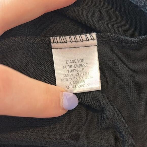 Diane Von Furstenberg Black V Neck Long Sleeve Wrap Maxi Dress Size 0 - Picture 8 of 9